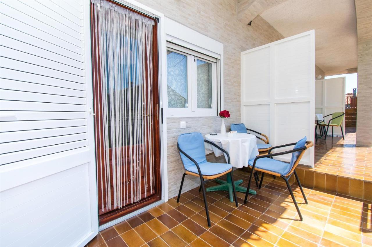 Apartments Dijana Pakoštane Kültér fotó