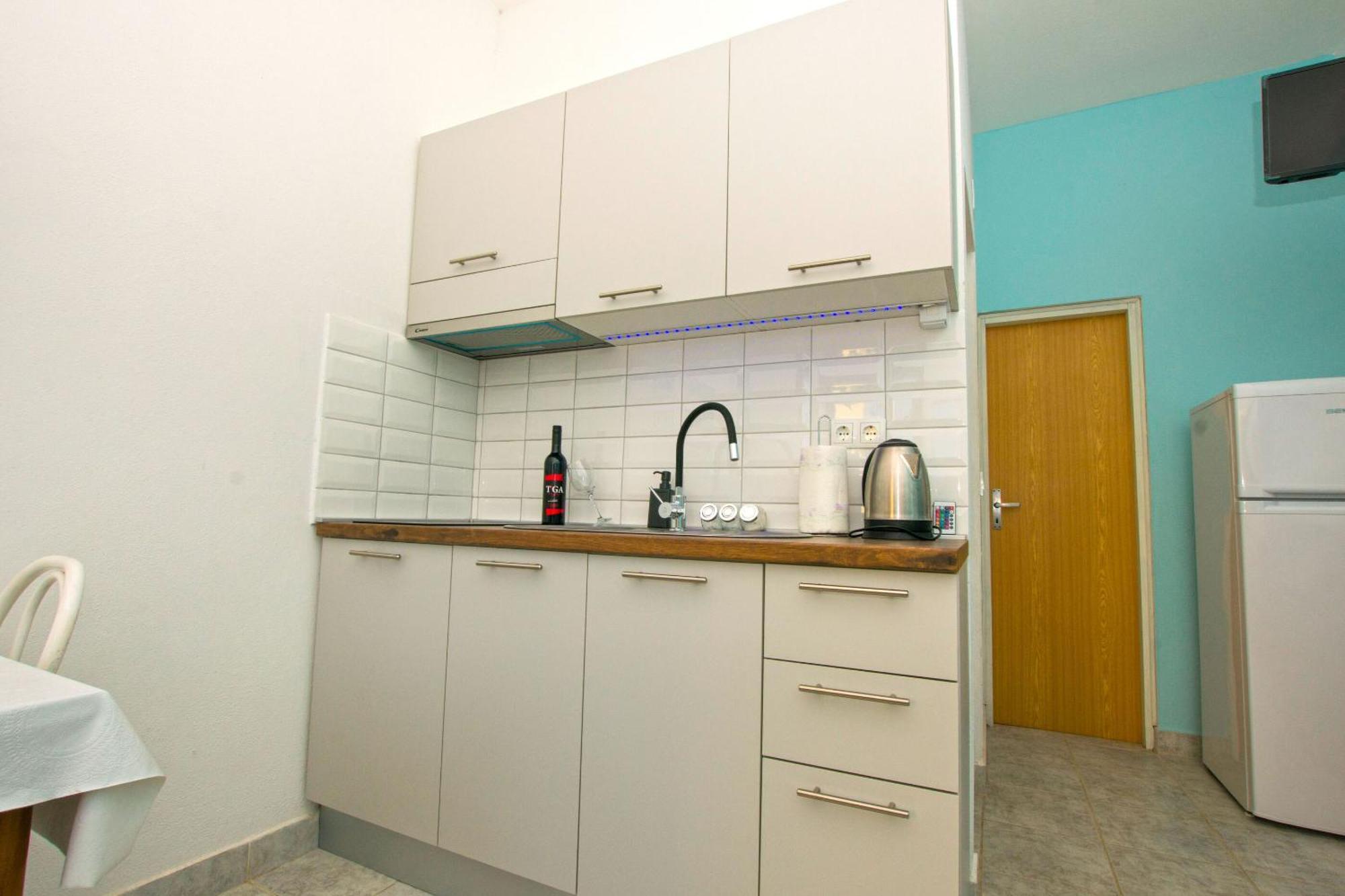 Apartments Dijana Pakoštane Kültér fotó